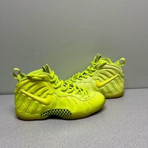 Nike Little Positive One GS Volt